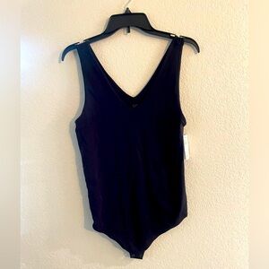 SO woman’s black seamless bodysuit size XXL